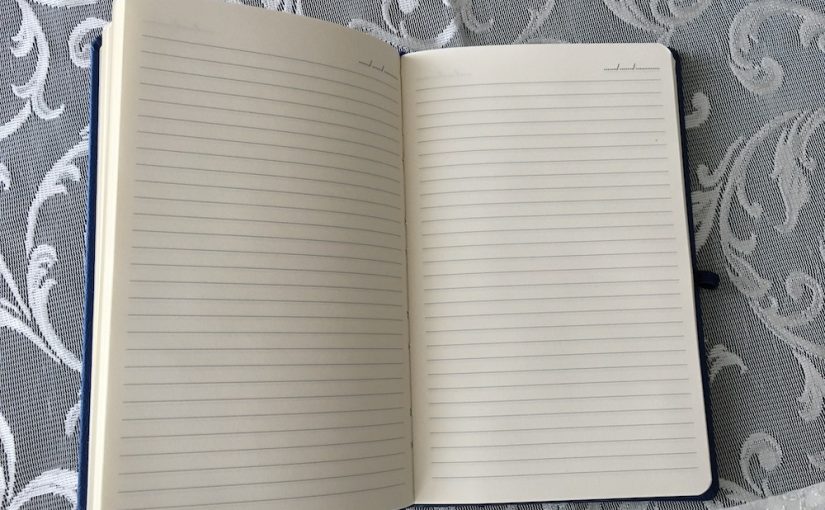 Defter sayfası çevirme ve kâğıt sesi